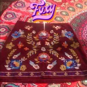 Beautiful and sexy 1970s micro mini skirt. Brushed velvet and thick material.